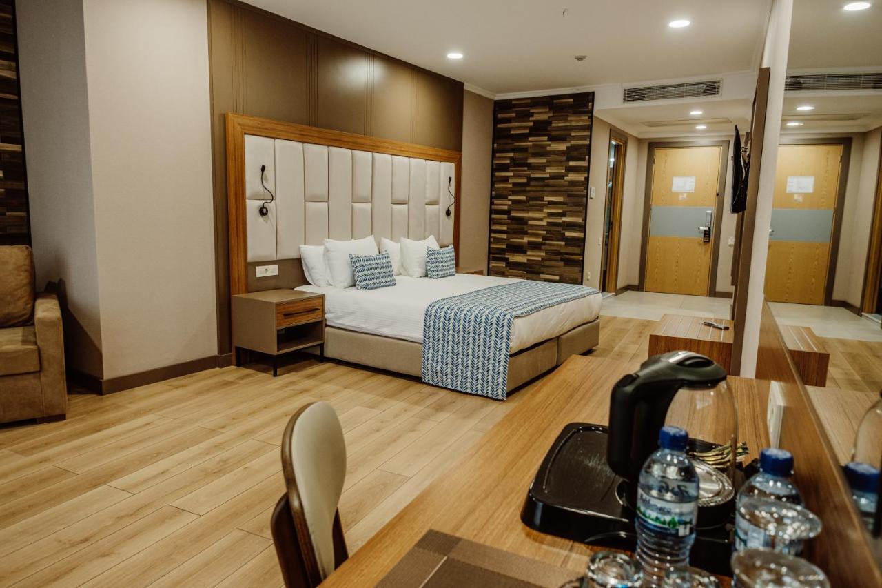 Hotel King Solomon Batoumi